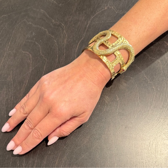 Skova Jewelry Snake Bracelet - Picture 4 of 6